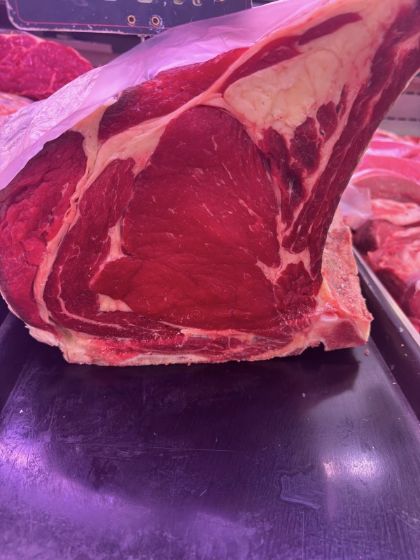 Côte de bœuf de qualité chez King Halal Boucherie à Marseille